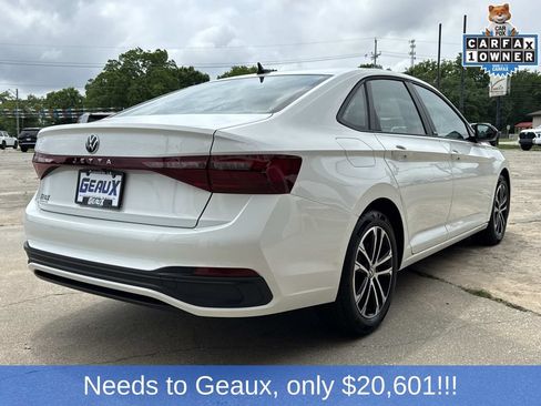 Used 2025 Volkswagen Jetta Sport FWD image 15