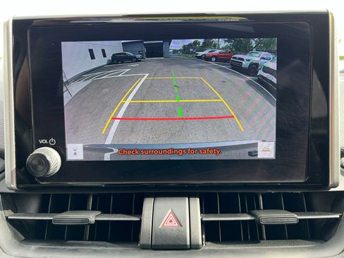Used 2024 Toyota RAV4 LE FWD image 35