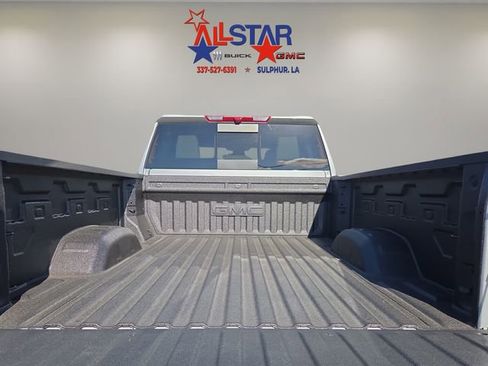 New 2026 GMC Sierra 2500 SLT w/ SLT Premium Package image 17