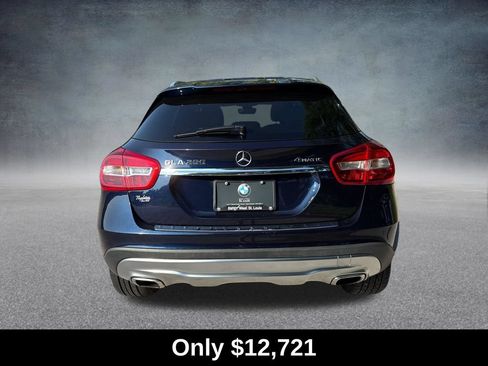 Used 2017 Mercedes-Benz GLA 250 4MATIC image 4