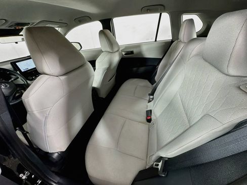 Used 2023 Toyota Corolla Cross L AWD/4WD image 20