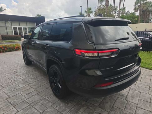 Used 2024 Jeep Grand Cherokee L Limited w/ Black Appearance Package RWD image 6