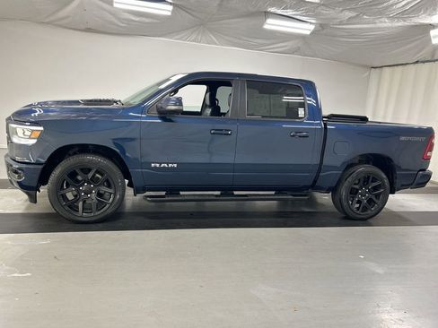 Used 2023 RAM 1500 Laramie AWD/4WD image 5