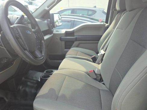 Used 2017 Ford F150 XL w/ Equipment Group 101A Mid AWD/4WD image 4