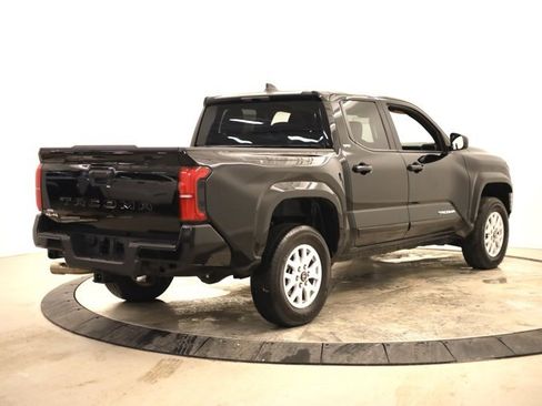 Certified 2025 Toyota Tacoma SR5 image 3