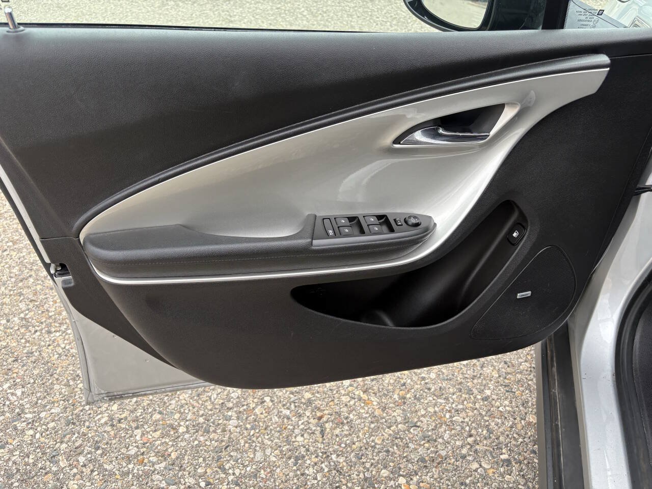 Used 2014 Chevrolet Volt Premium w/ Premium Trim Package FWD image 26