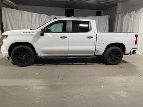 Used 2024 Chevrolet Silverado 1500 Custom AWD/4WD image 4