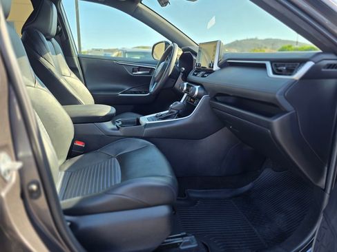 Used 2021 Toyota RAV4 XSE w/ XSE Grade Weather Package image 10