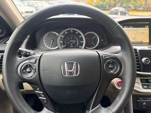 Used 2015 Honda Accord EX-L image 22