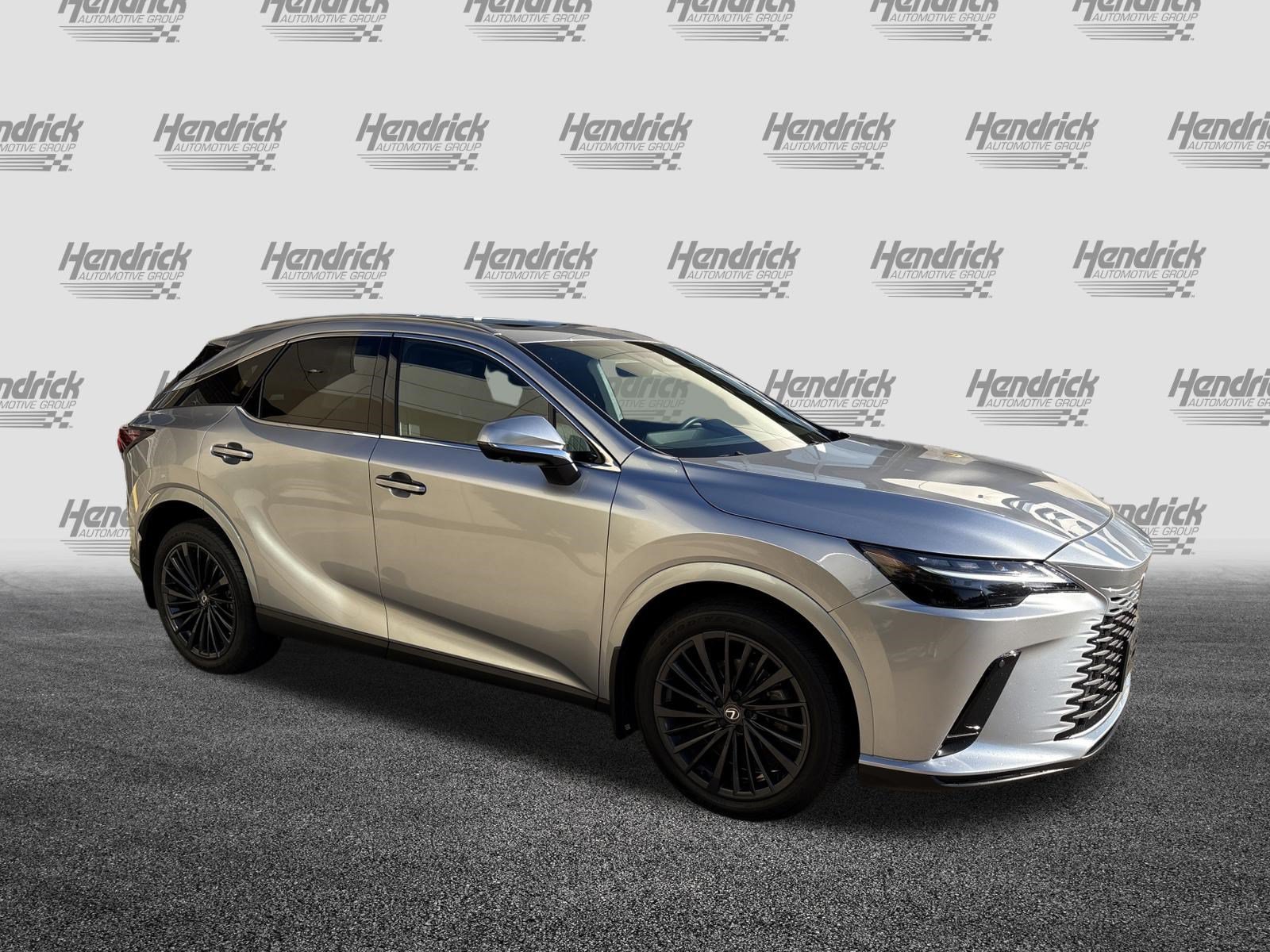 Used 2025 Lexus RX 350 Premium w/ Convenience Package AWD/4WD image 2