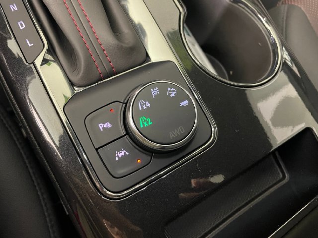 Used 2024 Chevrolet Blazer RS AWD/4WD image 12
