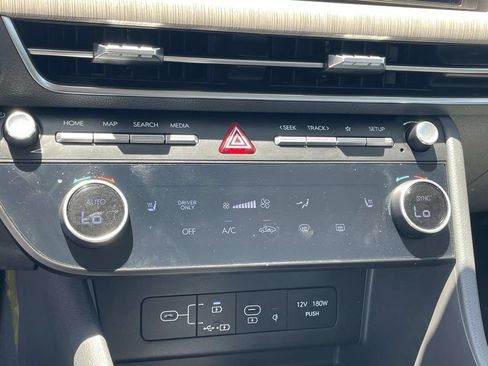 Certified 2025 Hyundai Sonata SEL FWD image 14