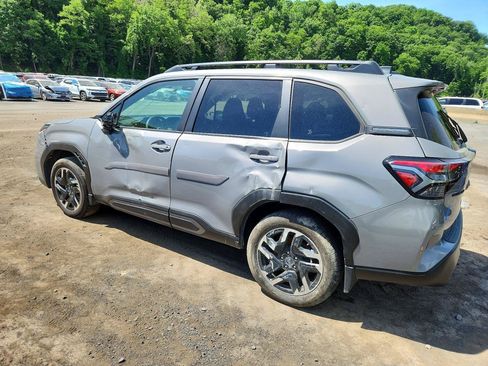 Used 2025 Subaru Forester Limited w/ Popular Package #2 AWD/4WD image 3