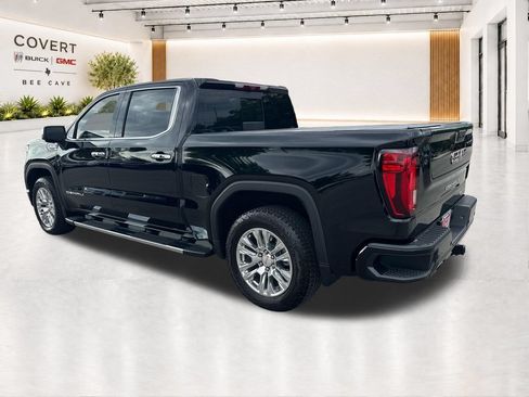 Used 2025 GMC Sierra 1500 Denali w/ Technology Package AWD/4WD image 8