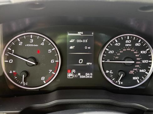 Used 2025 Subaru Forester Premium AWD/4WD image 9