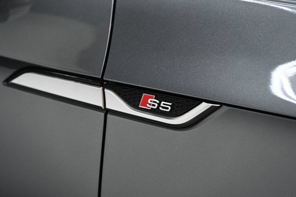 Used 2018 Audi S5 Prestige w/ S Sport Package AWD/4WD image 12