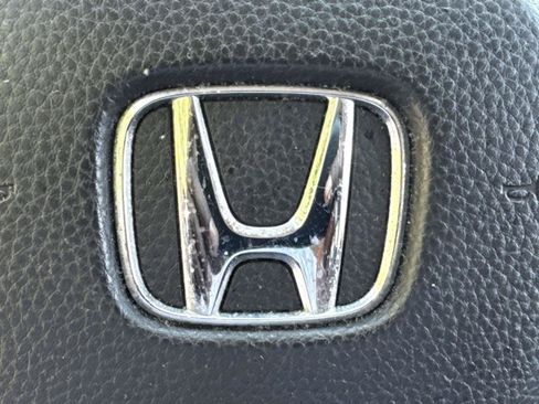 Used 2024 Honda HR-V LX image 32