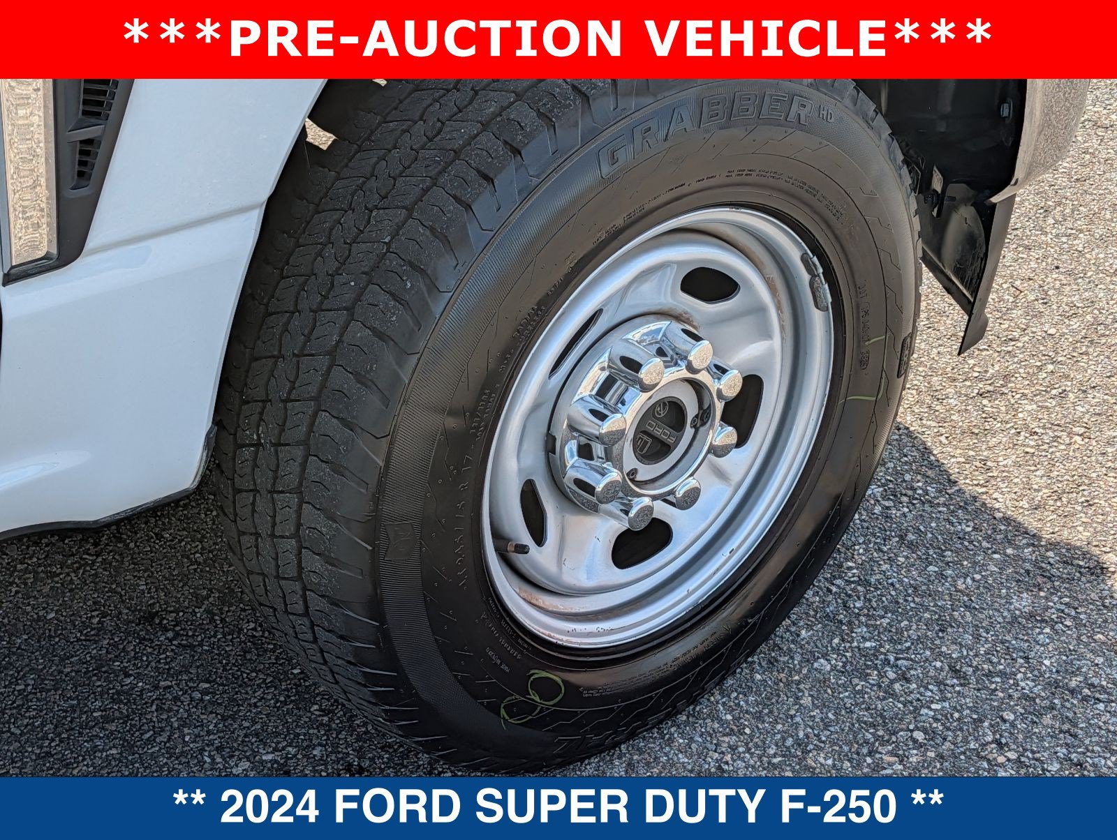 Used 2024 Ford F250 XL w/ XL Driver Assist Package AWD/4WD image 13