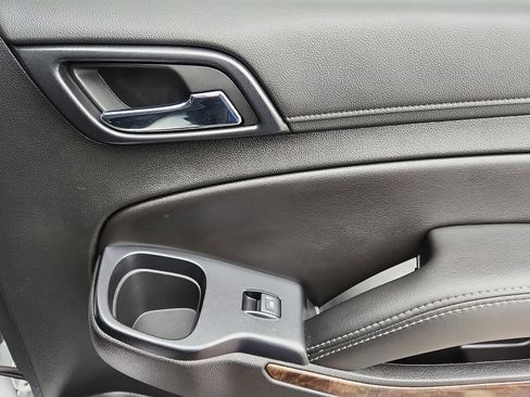 Used 2018 Chevrolet Tahoe LT image 33