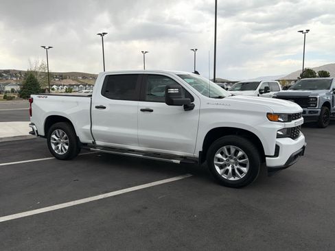 Used 2021 Chevrolet Silverado 1500 Custom w/ Custom Max Trailering Package AWD/4WD image 6