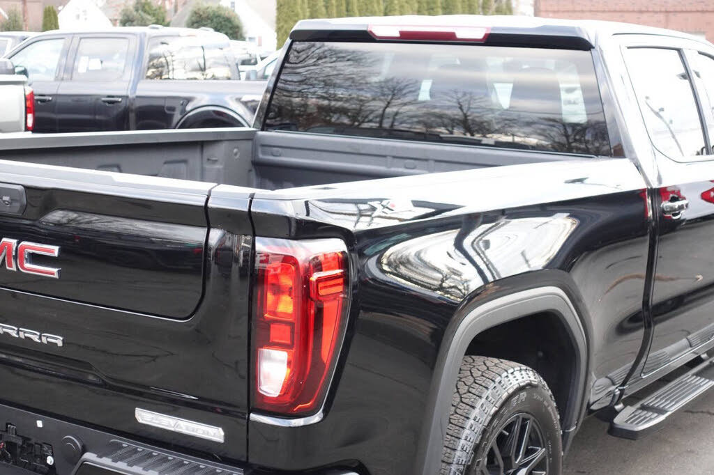 Used 2024 GMC Sierra 1500 Elevation AWD/4WD image 12