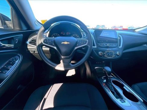 Used 2023 Chevrolet Malibu LT image 8