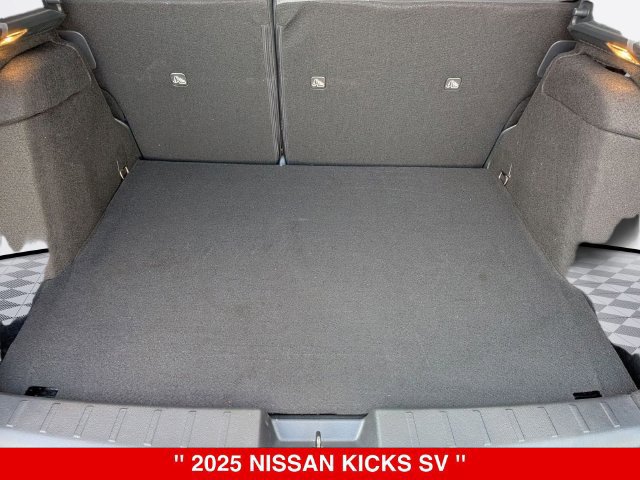 Certified 2025 Nissan Kicks SV AWD/4WD image 32