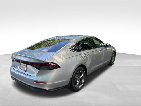 Used 2023 Honda Accord EX image 5