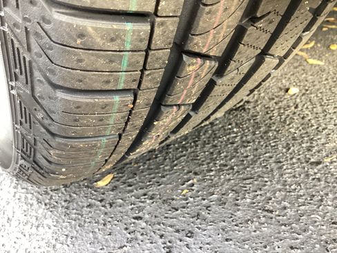 Certified 2023 Volvo XC60 B5 Plus w/ Climate Package image 12