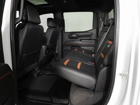 Used 2023 GMC Sierra 1500 AT4 w/ AT4 Premium Package image 13