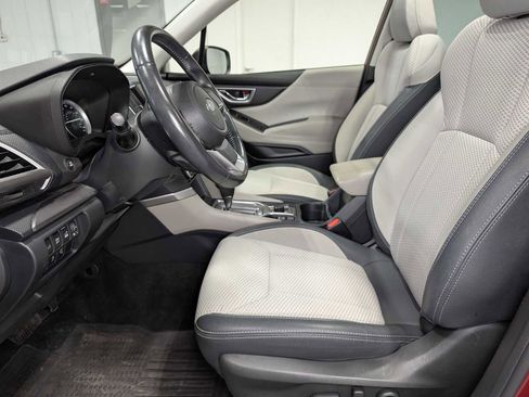 Used 2023 Subaru Forester Premium image 4