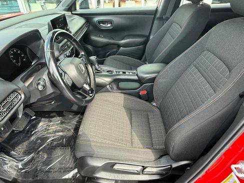 Used 2025 Honda HR-V Sport image 13