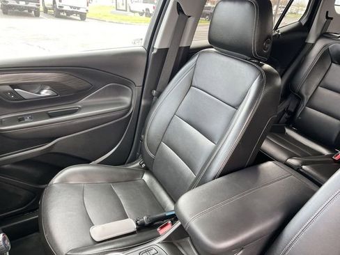 Used 2022 GMC Terrain SLT AWD/4WD image 23