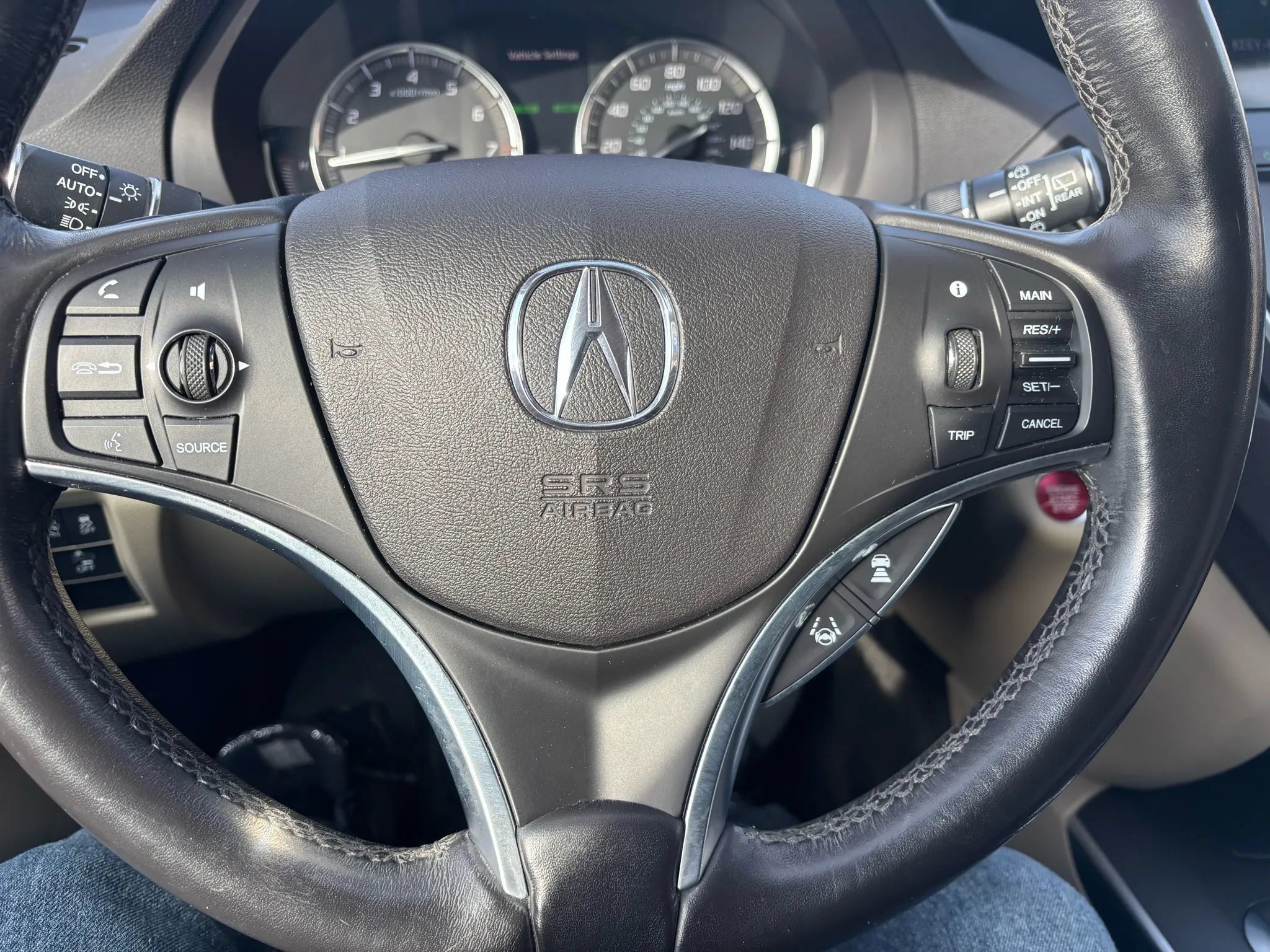 Used 2017 Acura MDX w/ Technology Package AWD/4WD image 15