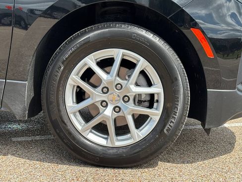Used 2023 Chevrolet Equinox LS w/ LS Convenience Package FWD image 8