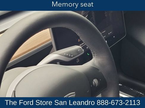 Used 2025 Tesla Model Y Long Range RWD image 23