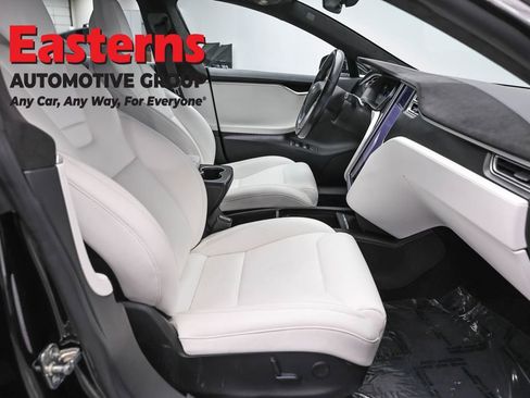 Used 2017 Tesla Model S 60D AWD/4WD image 19
