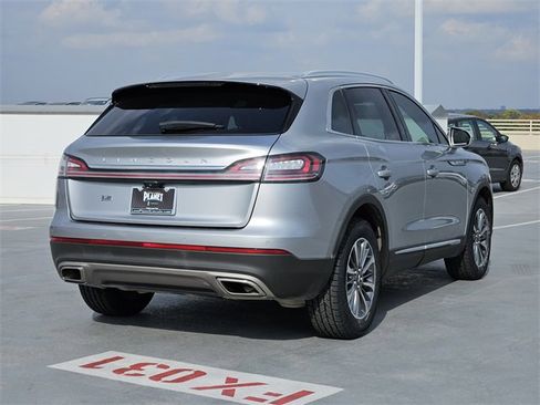 Certified 2021 Lincoln Nautilus Standard w/ Equipment Group 101A image 7