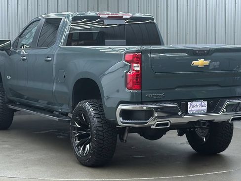 Used 2026 Chevrolet Silverado 1500 LT AWD/4WD image 3