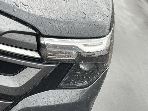 Used 2025 Subaru Forester Premium image 10