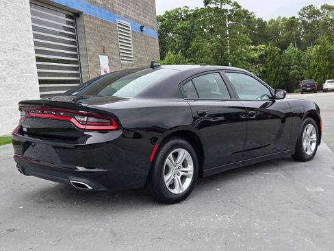 Used 2023 Dodge Charger SXT RWD image 7