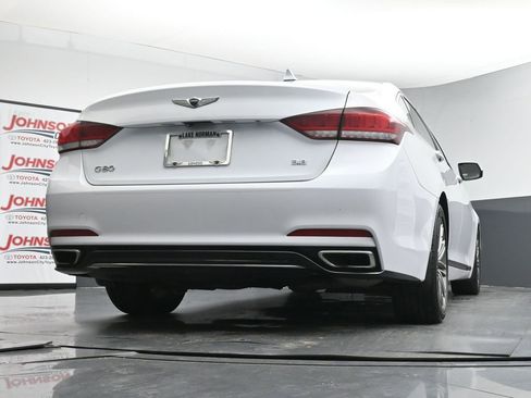 Used 2018 Genesis G80 3.8 RWD image 37