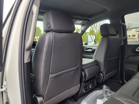 New 2026 Chevrolet Silverado 2500 LT w/ Trail Boss Package image 17