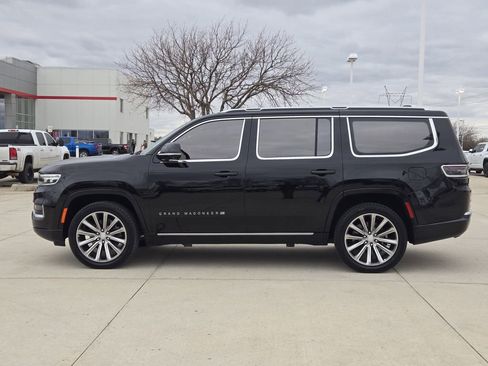 Used 2022 Jeep Grand Wagoneer Series II w/ Premium Group II image 4