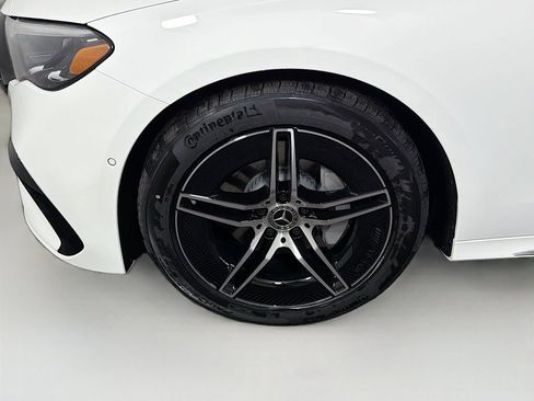 New 2026 Mercedes-Benz E 350 4MATIC Sedan image 32