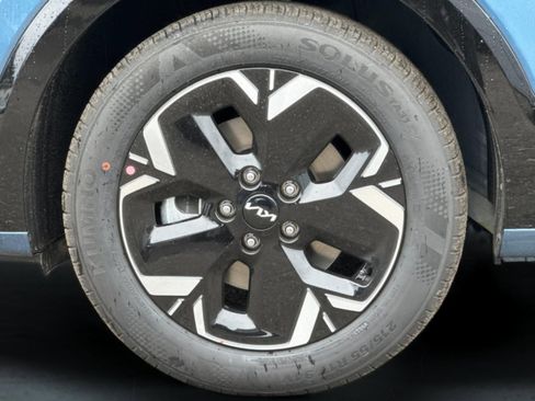 New 2026 Kia Niro Wind image 25