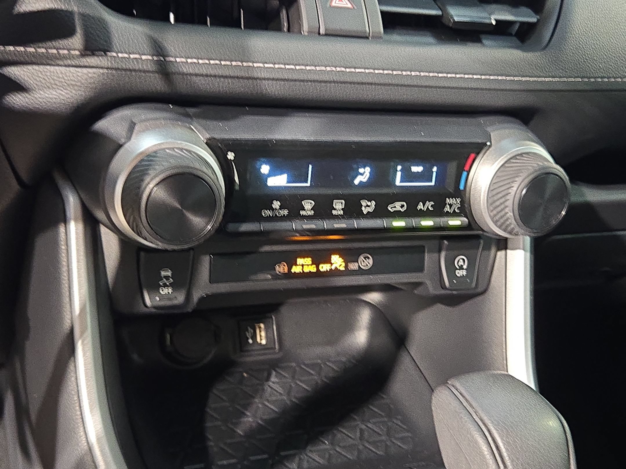 Certified 2025 Toyota RAV4 LE FWD image 30