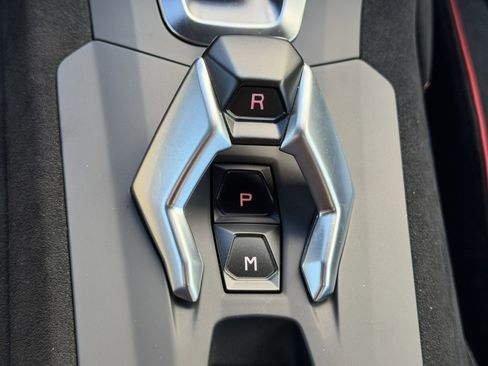 Used 2024 Lamborghini Huracan STO image 19