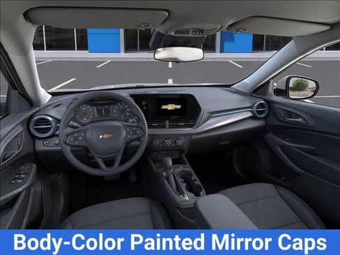 New 2026 Chevrolet Trax LS w/ LS Convenience Package FWD image 18