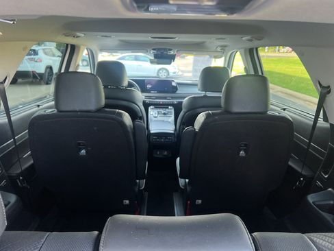 Used 2024 Hyundai Palisade SEL w/ Premium Package FWD image 12